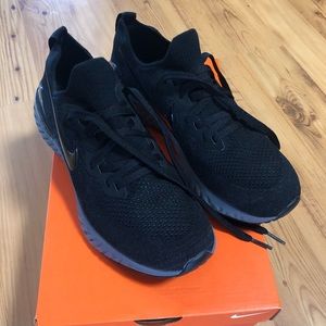 Nike Epic React Flyknit 2